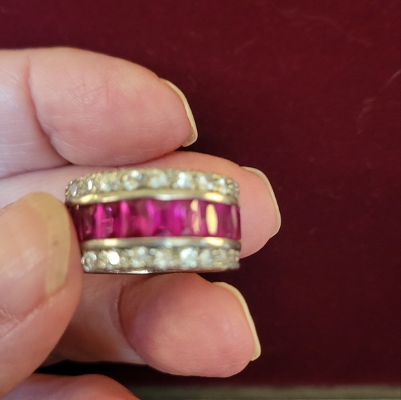 Beautiful vintage 925 ruby and cz ring - Picture 6 of 9